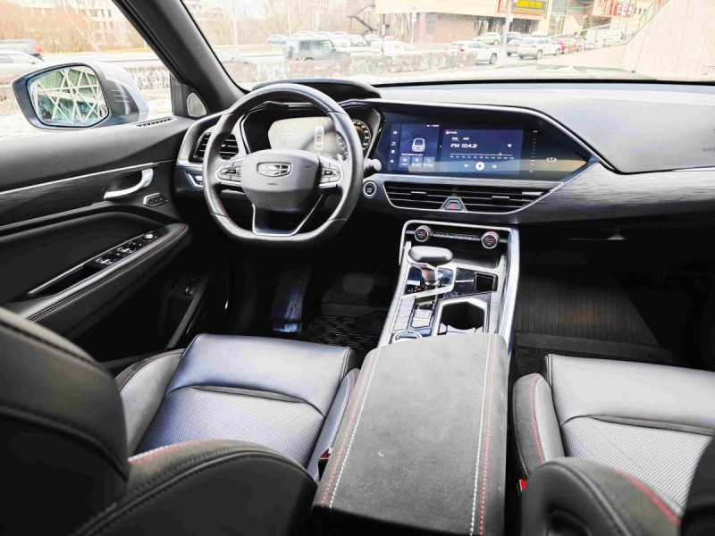 Geely Tugella