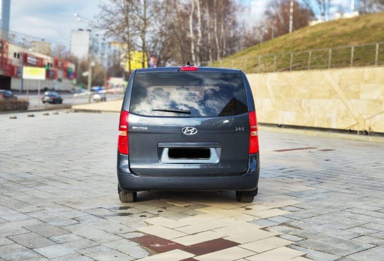 Hyundai H-1 (Grand Starex)
