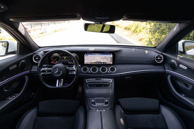 Mercedes E