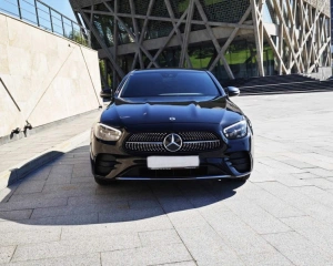 Mercedes E
