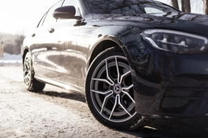 Mercedes E