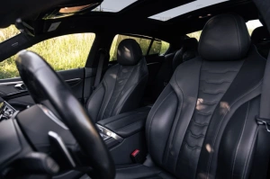 BMW 840